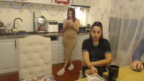 Snapshot of ruxandradanny chatting on 01-27-25, 03:50 ruxandradanny online show from 01-27-25, 03:50