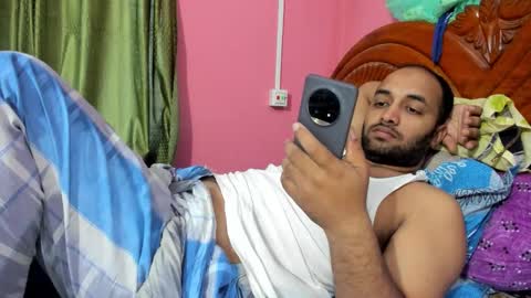 rwb17 online show from 10-30-25, 08:27