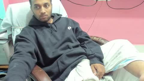 rwb17 online show from 11-20-25, 01:55