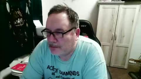 rwzar_1965 online show from 04-12-26, 03:44