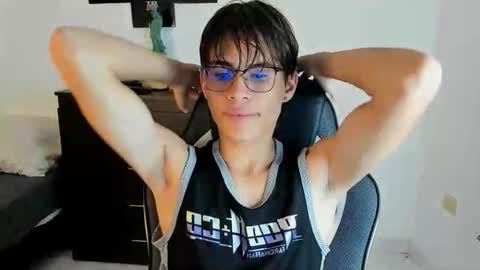 Snapshot of ryan_bronw chatting on 05-23-26, 05:12 Nathan online show from 05-23-26, 05:12