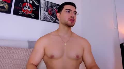 Ryan  online show from 02-18-26, 01:34