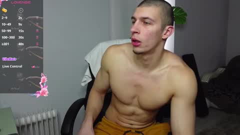 Snapshot of ryan_dozer chatting on 02-28-26, 07:53 RYAN DOZER online show from 02-28-26, 07:53