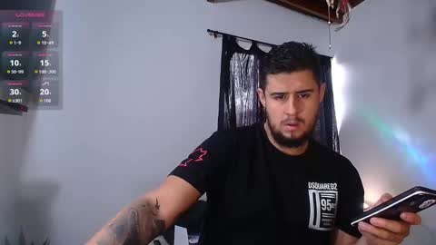 Snapshot of ryan_evanns chatting on 11-08-25, 02:39 R Y A N online show from 11-08-25, 02:39