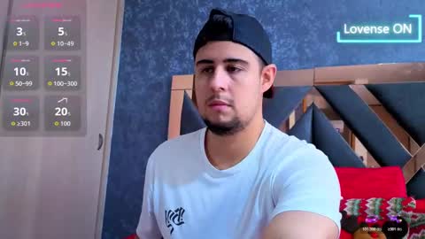 Snapshot of ryan_evanns chatting on 11-21-25, 12:48 R Y A N online show from 11-21-25, 12:48