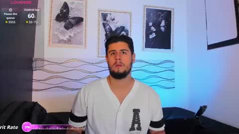 Snapshot of ryan_evannss_ chatting on 06-15-26, 11:23 Ryan Evannss online show from 06-15-26, 11:23