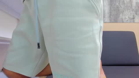 Ryan online show from 11-28-25, 01:03