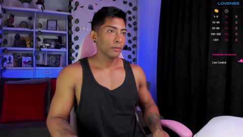 Snapshot of ryanboy30 chatting on 01-13-25, 01:06 ryanboy30 online show from 01-13-25, 01:06