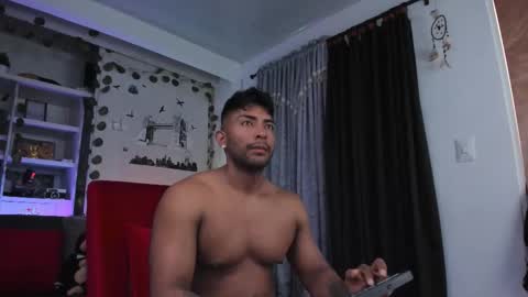 Snapshot of ryanboy30 chatting on 10-05-25, 07:45 ryanboy30 online show from 10-05-25, 07:45