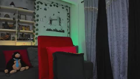 Snapshot of ryanboy30 chatting on 11-16-25, 05:51 ryanboy30 online show from 11-16-25, 05:51