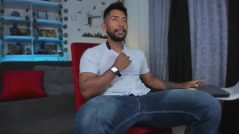 Snapshot of ryanboy30 chatting on 12-01-25, 01:32 ryanboy30 online show from 12-01-25, 01:32