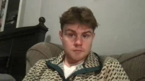 ryanhung_57 online show from 01-12-26, 03:01