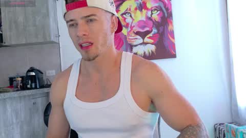 Snapshot of ryann_blue_ chatting on 09-15-25, 09:04 Ryan Blue ig ryannblue online show from 09-15-25, 09:04