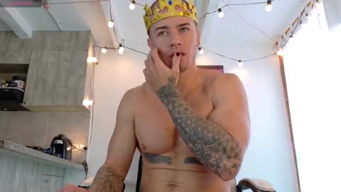 Snapshot of ryann_blue_ chatting on 10-24-25, 07:10 Ryan Blue ig ryannblue online show from 10-24-25, 07:10