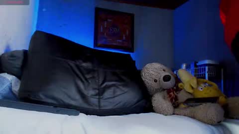 Snapshot of ryannhill_ chatting on 02-22-26, 10:14 Ryannhill online show from 02-22-26, 10:14