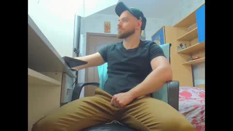 Ryanstone  online show from 01-10-26, 05:42