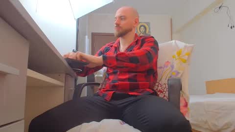 Ryanstone  online show from 04-09-26, 05:18