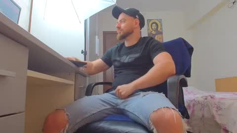 Snapshot of ryanstone_ chatting on 06-05-26, 03:13 Ryanstone online show from 06-05-26, 03:13