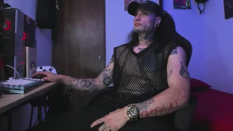 leopmonk help me reach 100 thumbs up online show from 01-19-26, 02:04