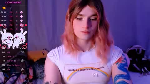  Alice  online show from 09-28-25, 04:51