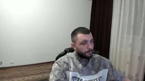 Snapshot of s1nmaster chatting on 02-19-26, 10:06 s1nmaster online show from 02-19-26, 10:06