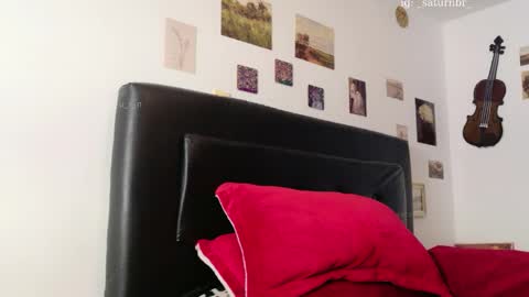 Snapshot of s_a_t_u_r_n chatting on 05-17-26, 12:41 ST online show from 05-17-26, 12:41
