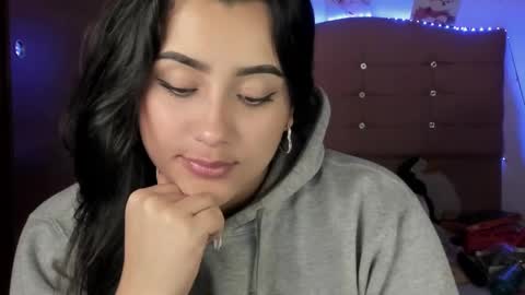 Snapshot of s_demoni1 chatting on 12-21-24, 01:26 S H A R O N model independient online show from 12-21-24, 01:26