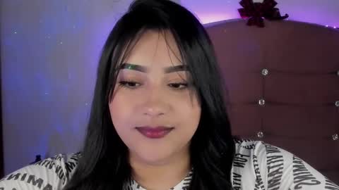 Snapshot of s_demoni1 chatting on 02-19-25, 04:23 S H A R O N model independient online show from 02-19-25, 04:23