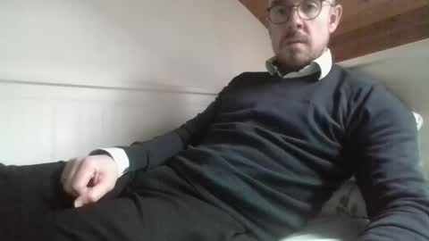 s_i_q online show from 11-17-25, 01:39