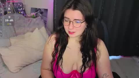 Snapshot of s_katekisa_ss chatting on 07-07-26, 12:42 Kate online show from 07-07-26, 12:42