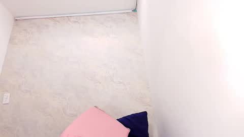 s_sofia_ online show from 02-09-25, 07:19