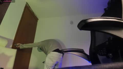 Snapshot of s_sven chatting on 12-22-25, 12:40 Steven Independent online show from 12-22-25, 12:40