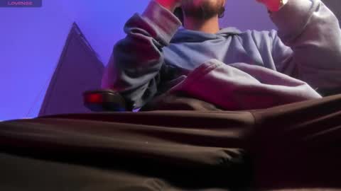 Snapshot of s_sven chatting on 01-09-26, 12:57 Steven Independent online show from 01-09-26, 12:57