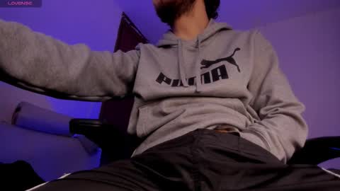 Snapshot of s_sven chatting on 02-02-26, 04:11 Steven Independent online show from 02-02-26, 04:11