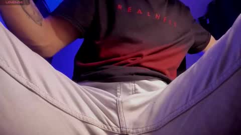 Snapshot of s_sven chatting on 03-06-26, 11:01 Steven Independent online show from 03-06-26, 11:01