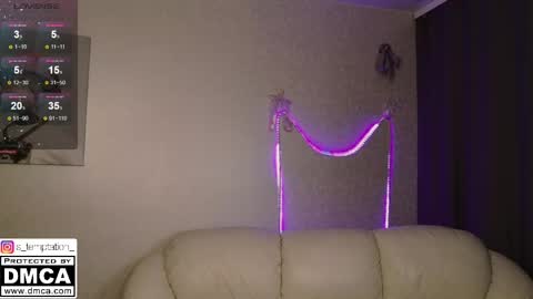 Snapshot of s_temptation chatting on 04-16-26, 10:27 Sonya online show from 04-16-26, 10:27