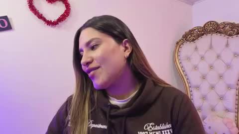 saaya_tay online show from 11-06-25, 03:07