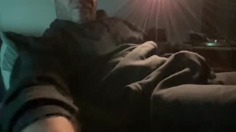 Snapshot of saba85 chatting on 10-16-25, 09:05 saba online show from 10-16-25, 09:05