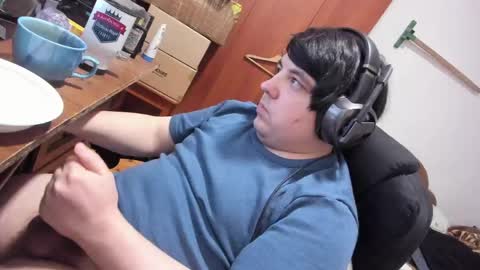 1141323  my Lord Mister Max   moms treasure online show from 03-31-26, 10:54