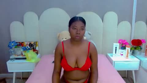 sabriana_smith1 online show from 04-03-26, 02:37