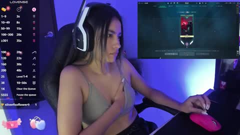 Angie  online show from 11-25-25, 08:42