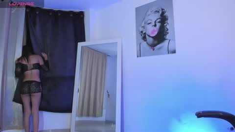 Snapshot of sabrina_lopez1 chatting on 01-08-26, 02:03 sabrina_lopez1 online show from 01-08-26, 02:03