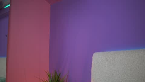  Sabrina  online show from 10-27-25, 08:35