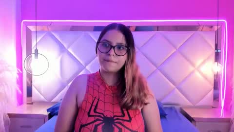 Snapshot of sabrinaleblanc chatting on 05-09-26, 11:48 sabrinaleblanc online show from 05-09-26, 11:48