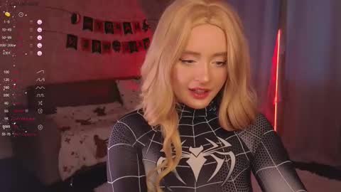 Snapshot of sabrinarider chatting on 10-31-25, 02:12 Hello im Sabrina online show from 10-31-25, 02:12