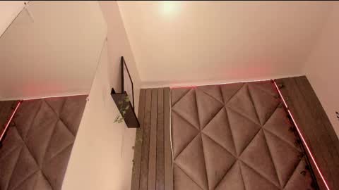 S A B R I N A  online show from 11-10-25, 11:42