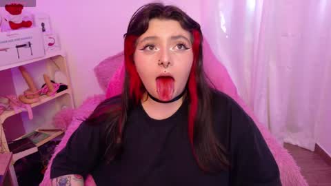 Ig  online show from 04-23-26, 08:33