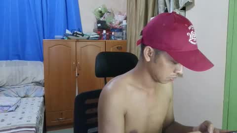 Sachu01 online show from 04-10-26, 10:53