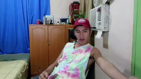 Snapshot of sachu01 chatting on 06-18-26, 01:26 Sachu01 online show from 06-18-26, 01:26