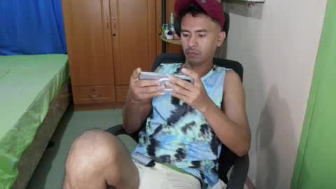 Snapshot of sachu01 chatting on 07-23-26, 06:33 Sachu01 online show from 07-23-26, 06:33